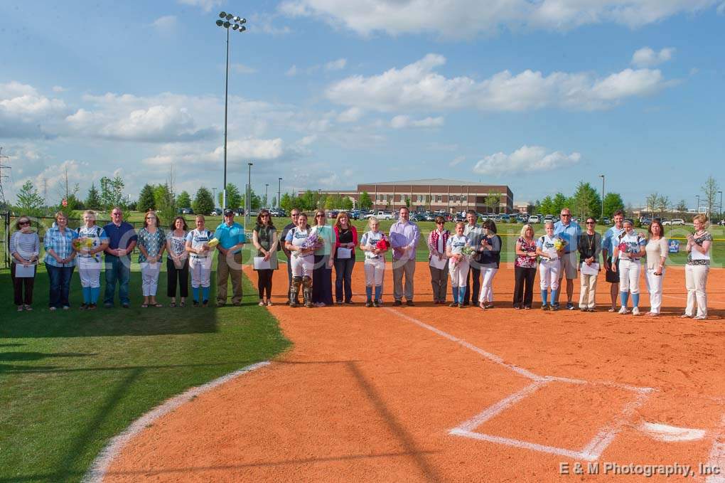 Softball Seniors 056.jpg